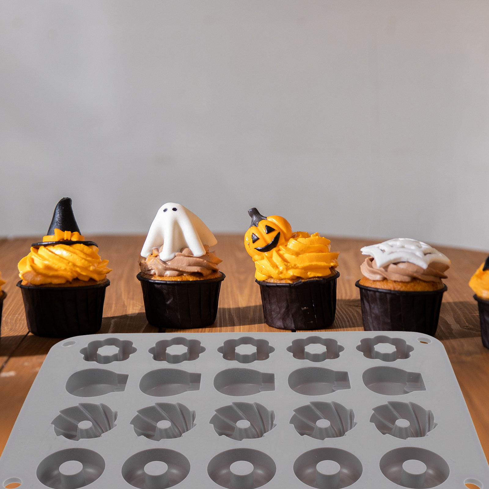 แม่พิมพ์โดนัทช็อกโกแลตขนาดเล็ก - Donut Mold Silicone บทวิจารณ์และราคา